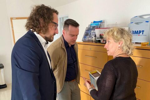 Oberbürgermeister und MITZ zu Besuch bei GAMPT